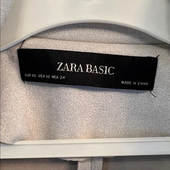 Zara Basic Off-White Jacket - Picture 2 of 2